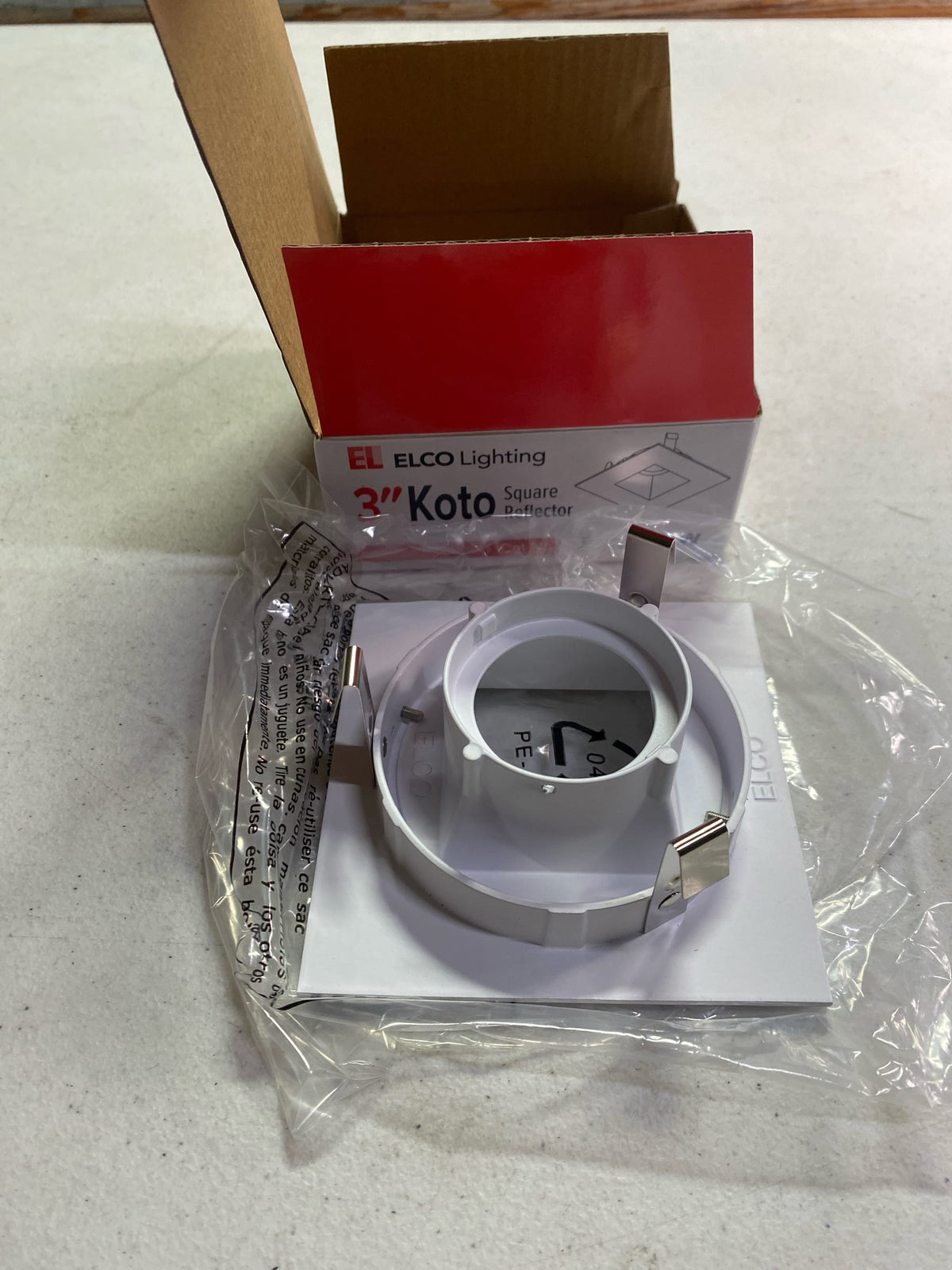 Elco ELK3341 The Koto System 3" Square Reflector Trim - White