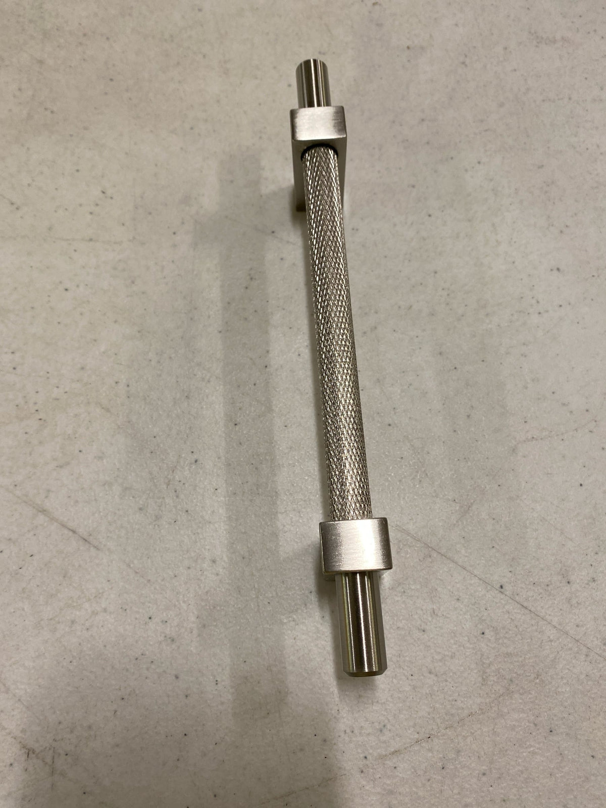 Jeffrey Alexander Larkin Knurled Center 128 mm Center-to-Center Bar Pull
