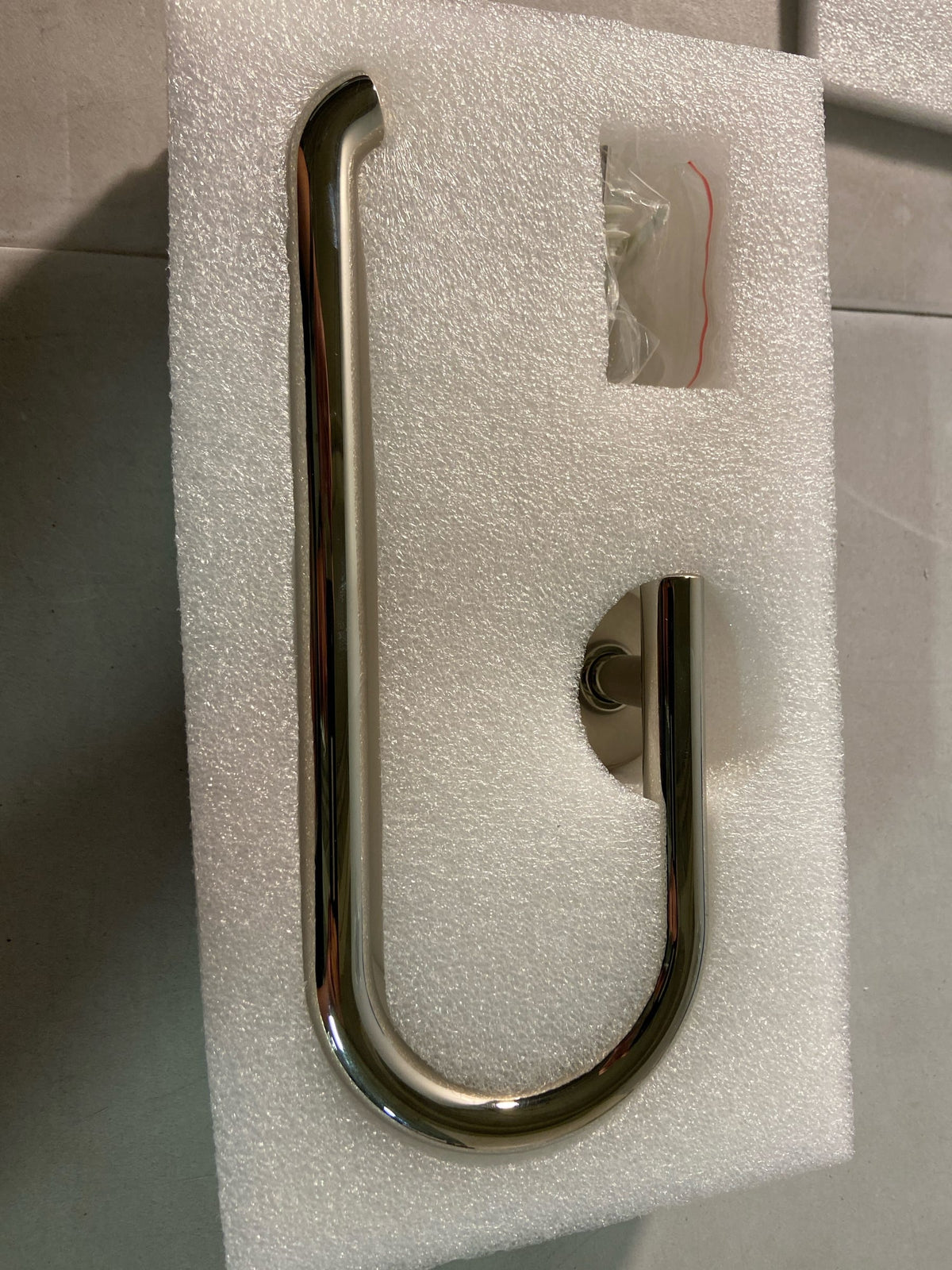 Pfister BRB-TNTD Tenet 8-5/8" Wall Mounted Towel Ring - Polished Nickel