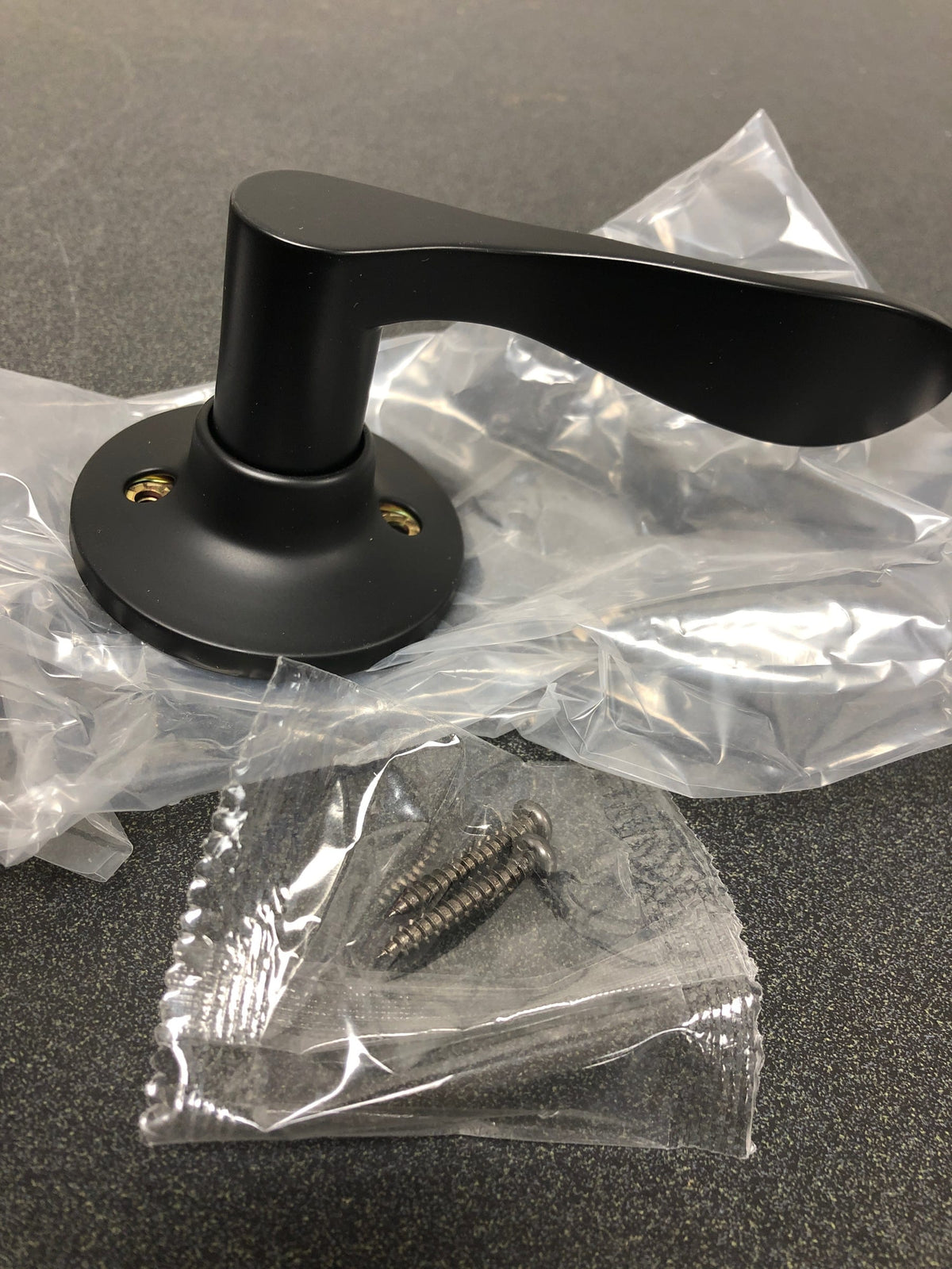 Miseno MLK7011BK Torry Wave Left Handed Non-Turning One-Sided Door Lever - Matte Black