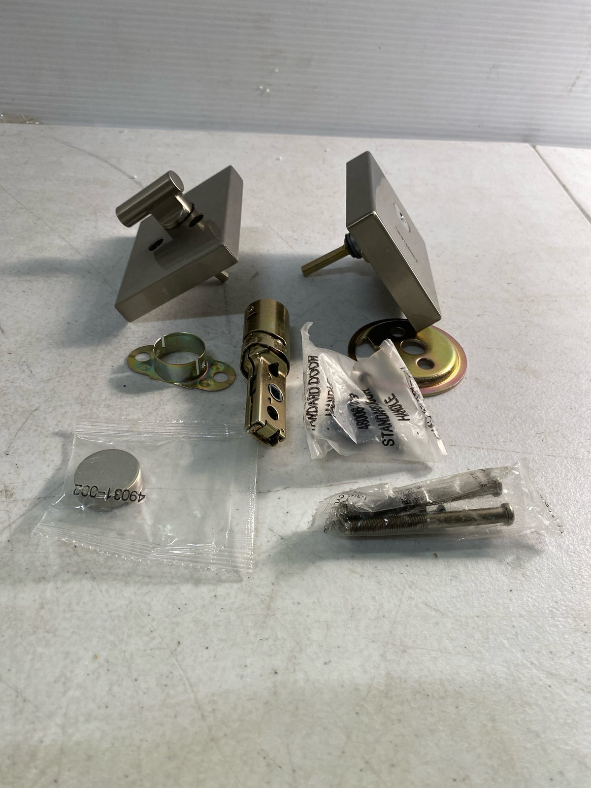 Kwikset 971PVLRCT-15 Prava Lever Keyed Entry Interior Pack with Rectangle Rose for Handlesets - Satin Nickel