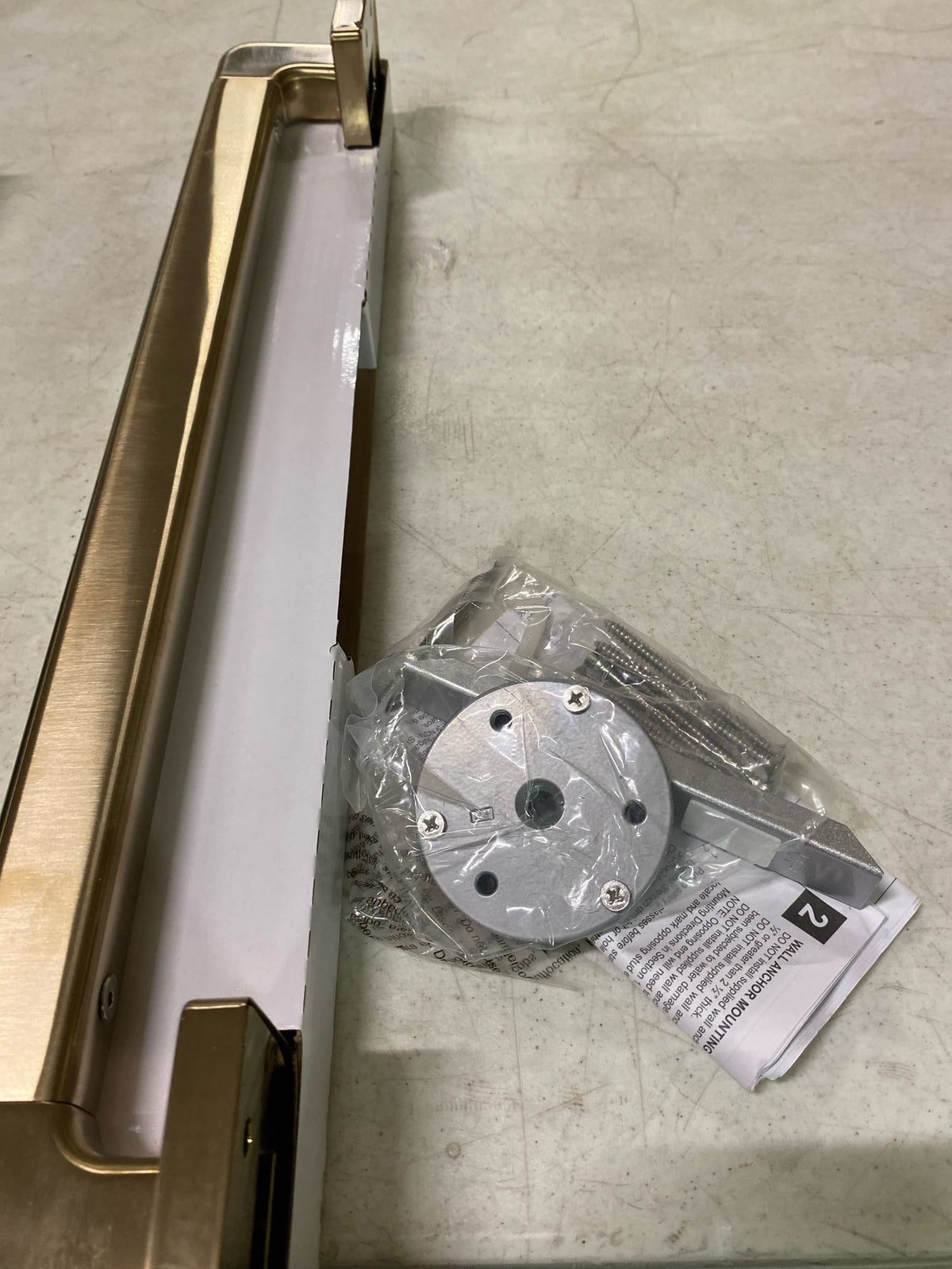 Delta 41918-CZ 18" Bathroom Grab Bar - Champagne Bronze