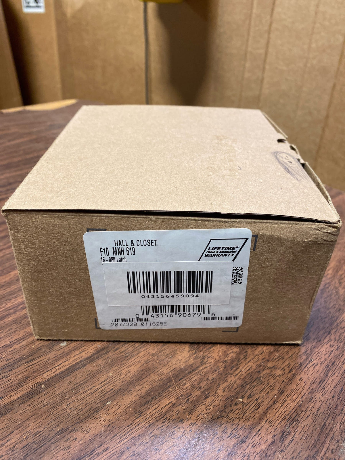 Schlage F10 V LAT 622 Latitude Matte Black Passage Hall/Closet Door Handle