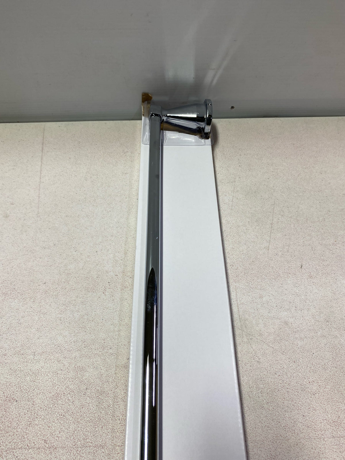 Delta 77630 Stryke 30" Towel Bar - Chrome