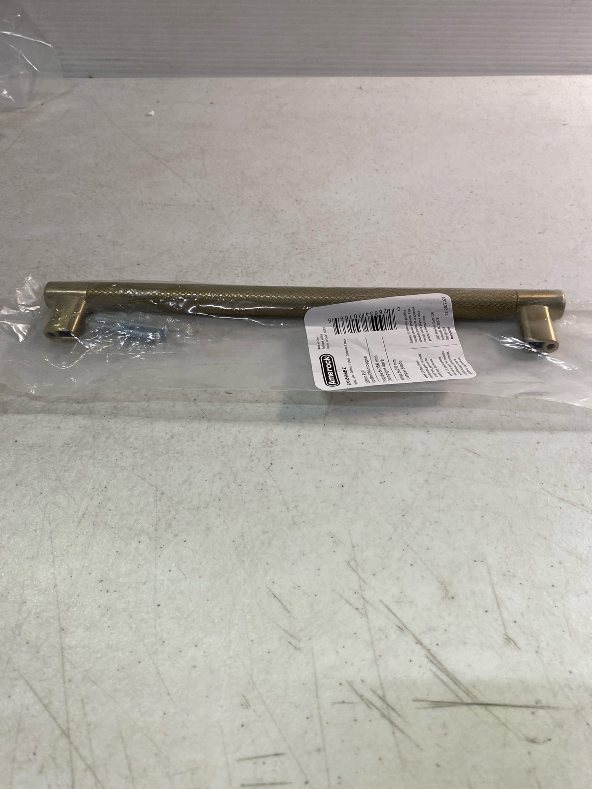 Amerock | Kitchen Cabinet Pull | Golden Champagne | 10-1/16 in (256 mm) Center-to-Center | Bronx | 1 Pack | Furniture Hardware | Cabinet Handle | Bathroom Drawer Pull
