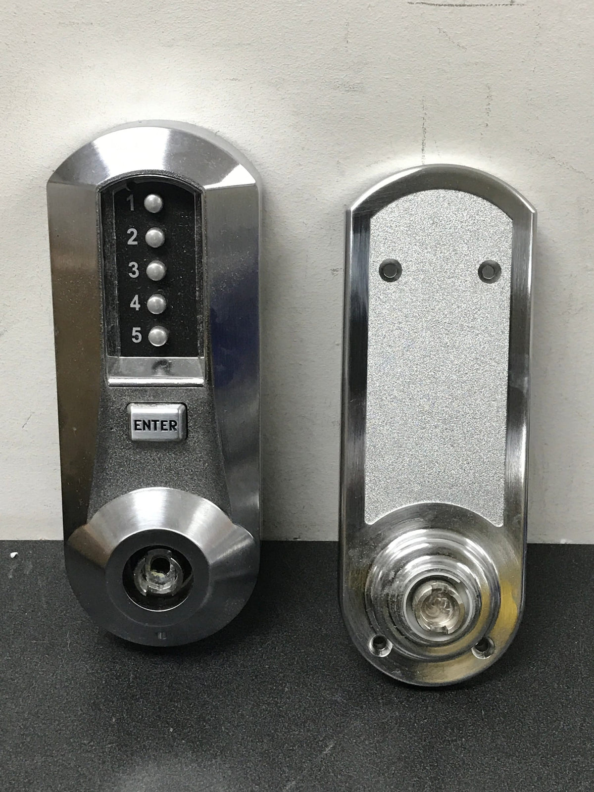 Kaba Ilco 5021XSWL26D Simplex 5000 Mechanical Pushbutton Combination Cylinder Lock with Entry Key Override - Satin Chrome