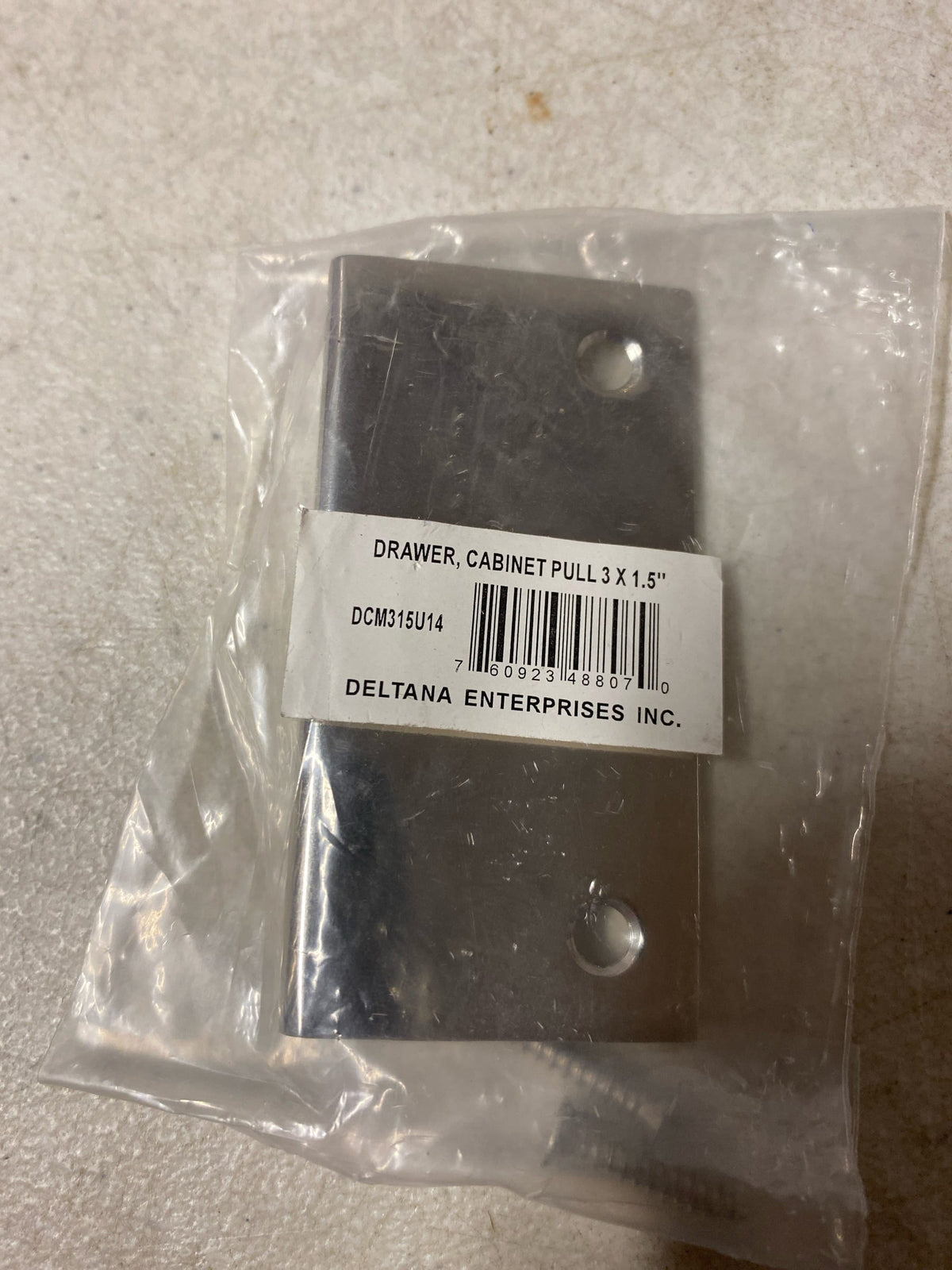 Deltana DCM315U14 - SLDBASS Drawer Cabinet Mirror Pull 3 X 1.5'' US14
