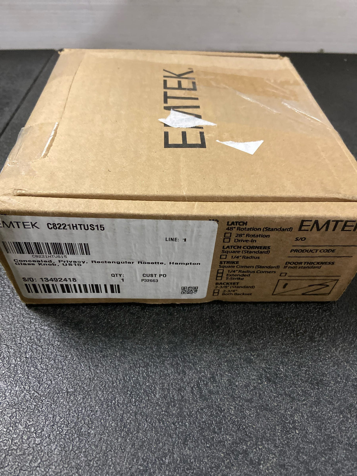 Emtek C8221HTUS15 Concealed, Privacy, Rectangular Rosette, Hampton Knob, US15