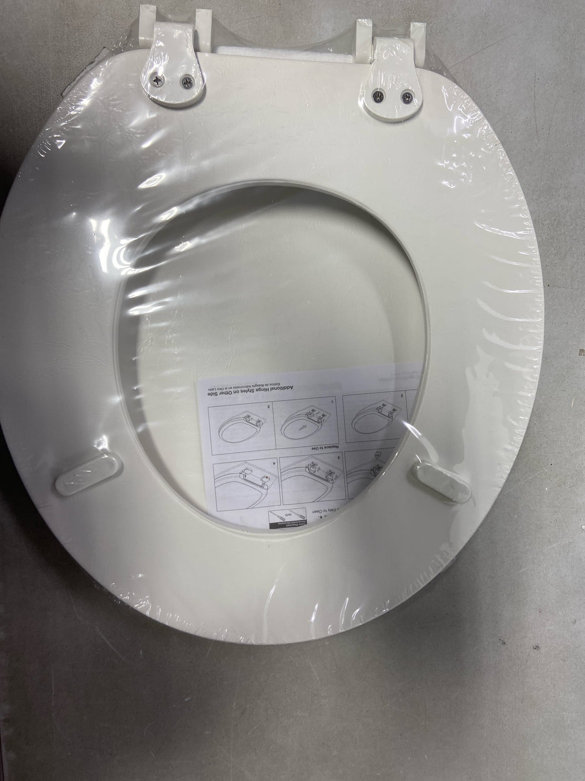Jones stephens C3B5R200 Round Toilet Seat in White