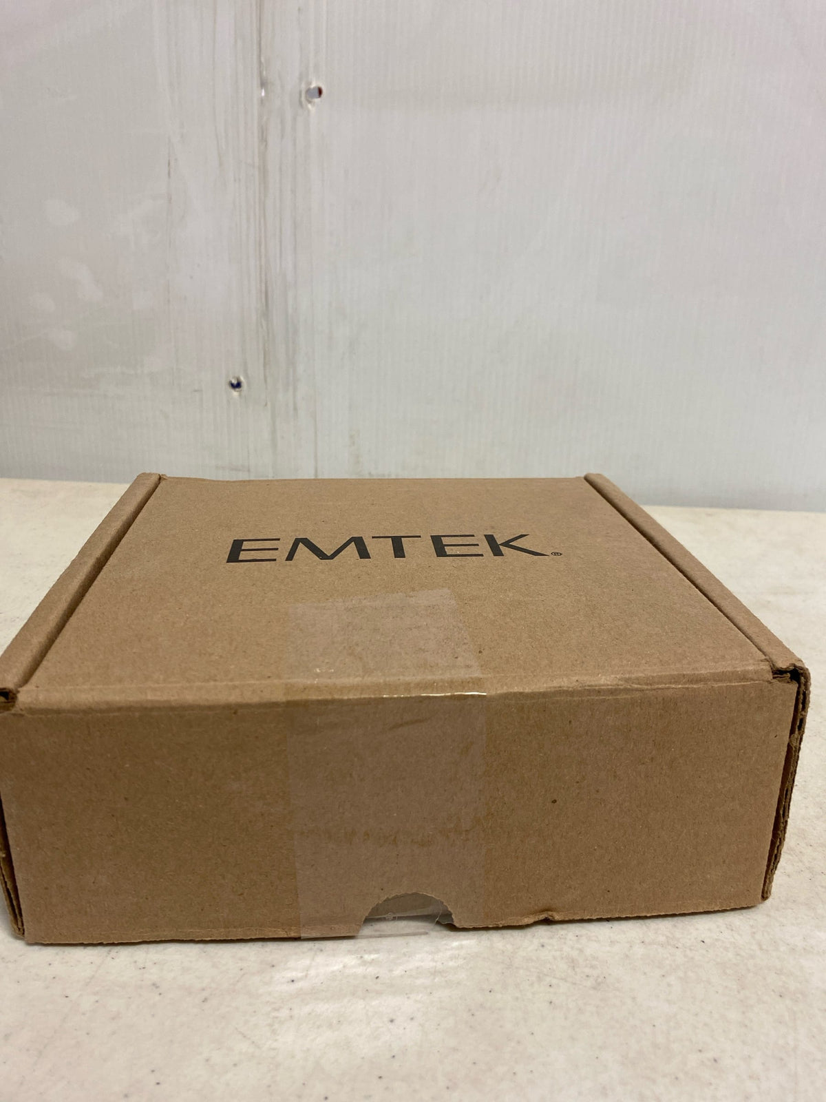 EMTEK Square Rosette Privacy Set with Matching Finish Stuttgart Lever - Choice of Left/Right Handing and 7 Finishes - 5210STULHUS19 - Left Handed (LH) - Flat Black (US19)