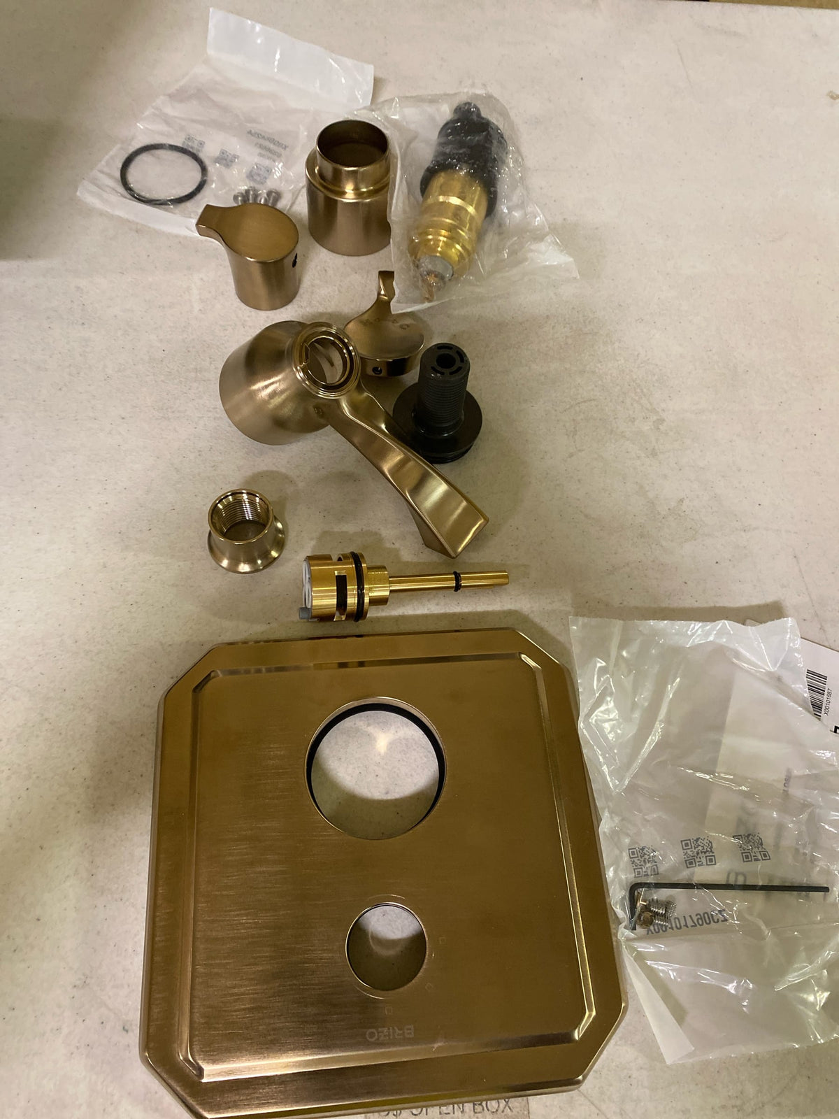 Brizo T75630-GL Virage Thermostatic Valve Trim with Integrated Volume Control and 6 Function Diverter for Three Shower Applications - Less Rough-In - Luxe Gold