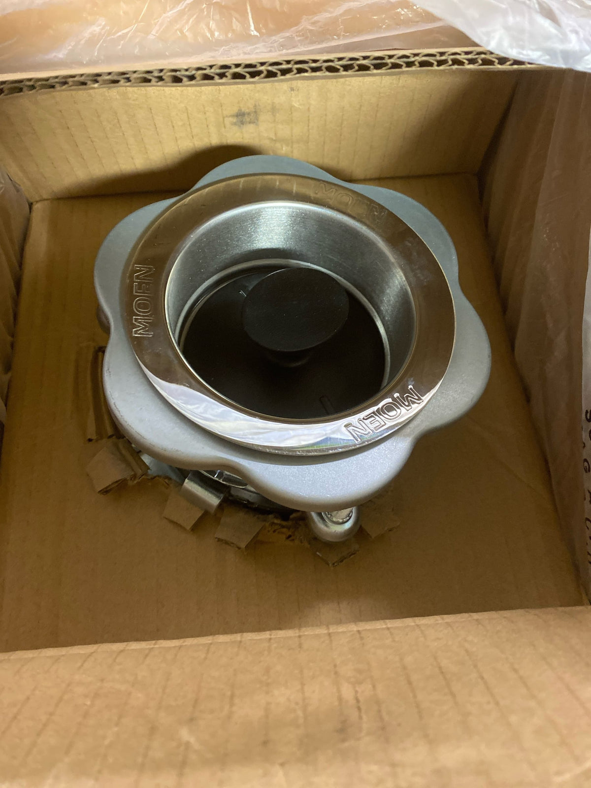 Moen GXB75C Host Series 3/4 HP Batch Feed Garbage Disposal with Stop-Controlled Grinding and Sound Reduction