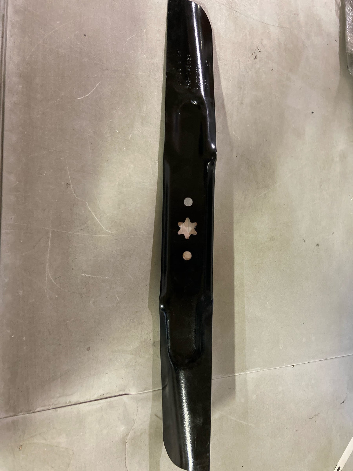 Cub cadet 490-110-C108 Original Equipment High Lift Blade Set for Select 42 in. Riding Lawn Mowers with 6-Point Star OE# 942-04308, 942-04312