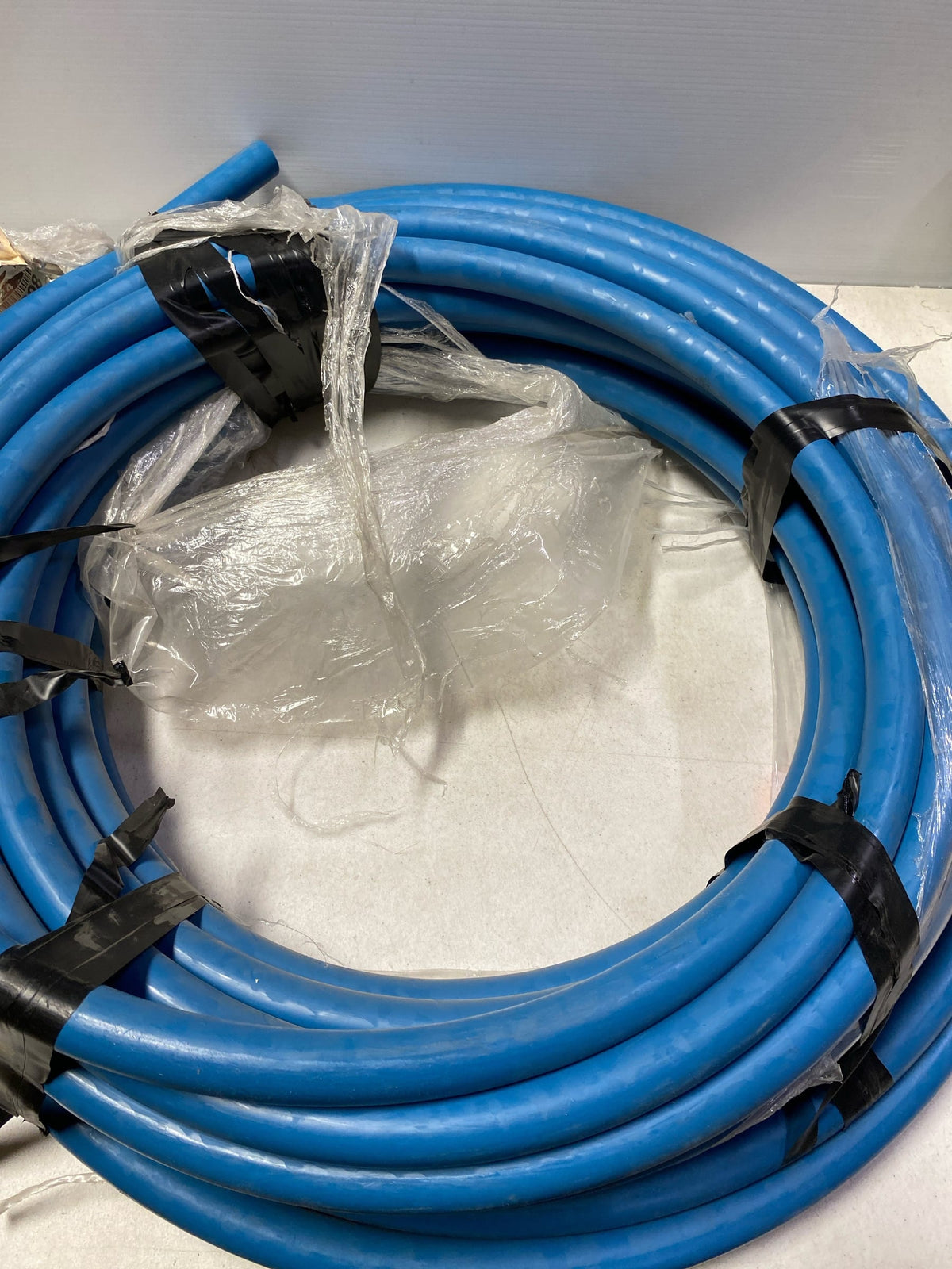 Apollo EPPB1001S 1 in. x 100 ft. Blue PEX-A Expansion Pipe in Solid