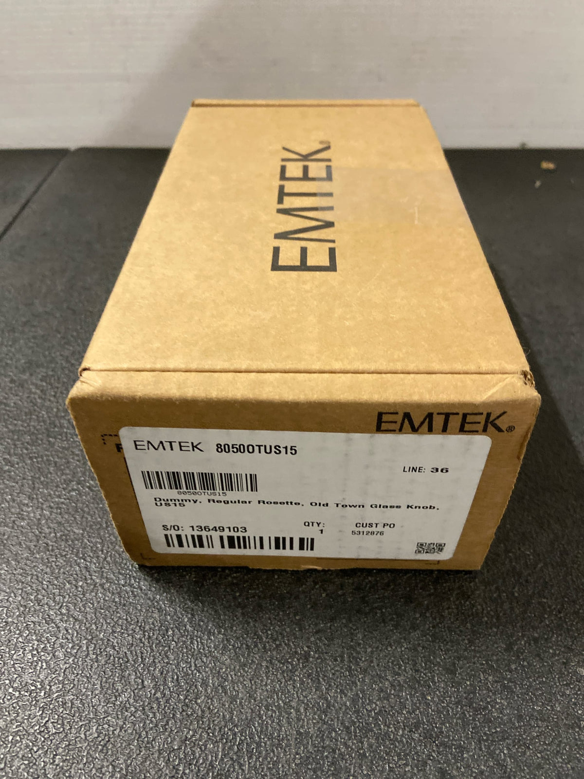 Emtek 8050OTUS15 Old Town Non-Turning Two-Sided Dummy Door Knob Set with Regular Rose from the Brass Crystal Collection - Satin Nickel