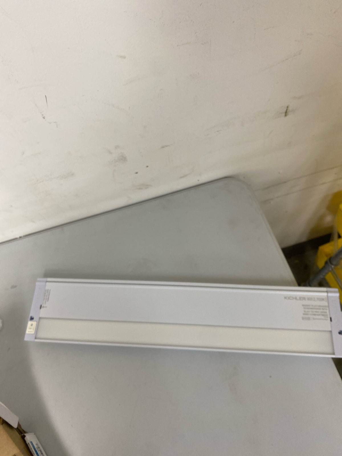 Kichler 4U27K22WHT 4U Series 22 in. 2700K LED Textured White Under Cabinet Light with Frosted Diffuser