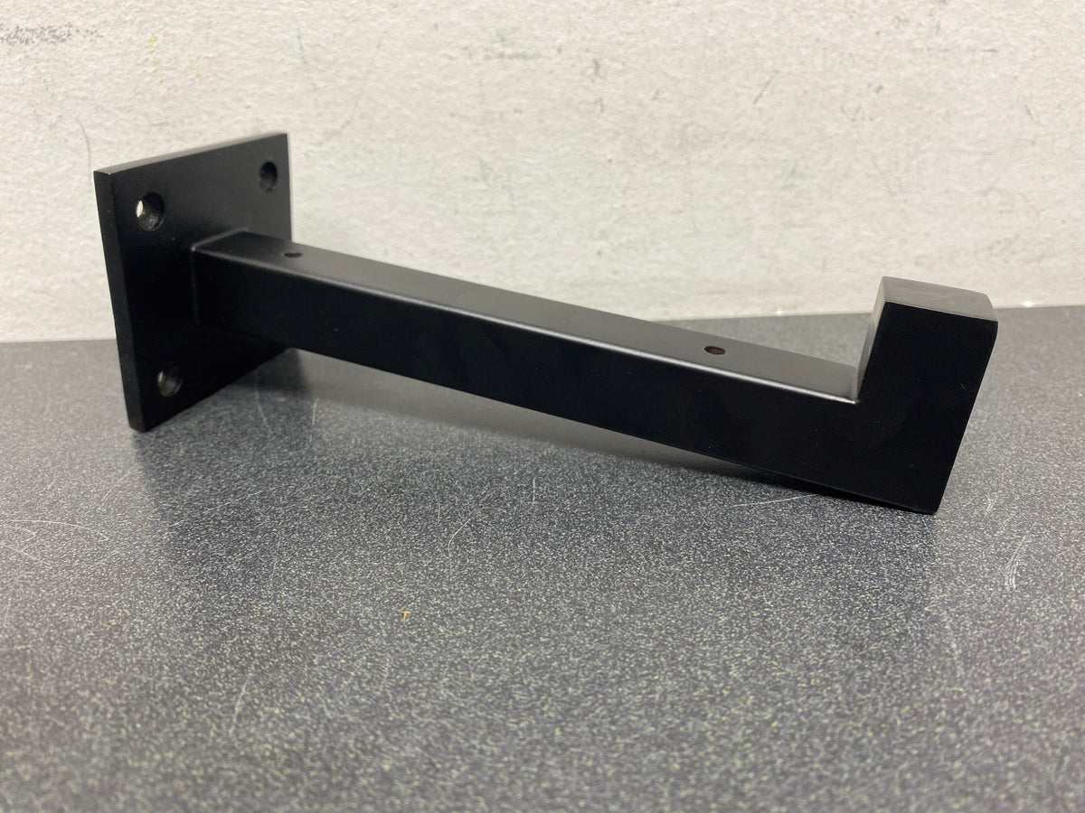 Signature Hardware 482447 Bodwell 7" Iron Shelf Bracket - Black Powder Coat
