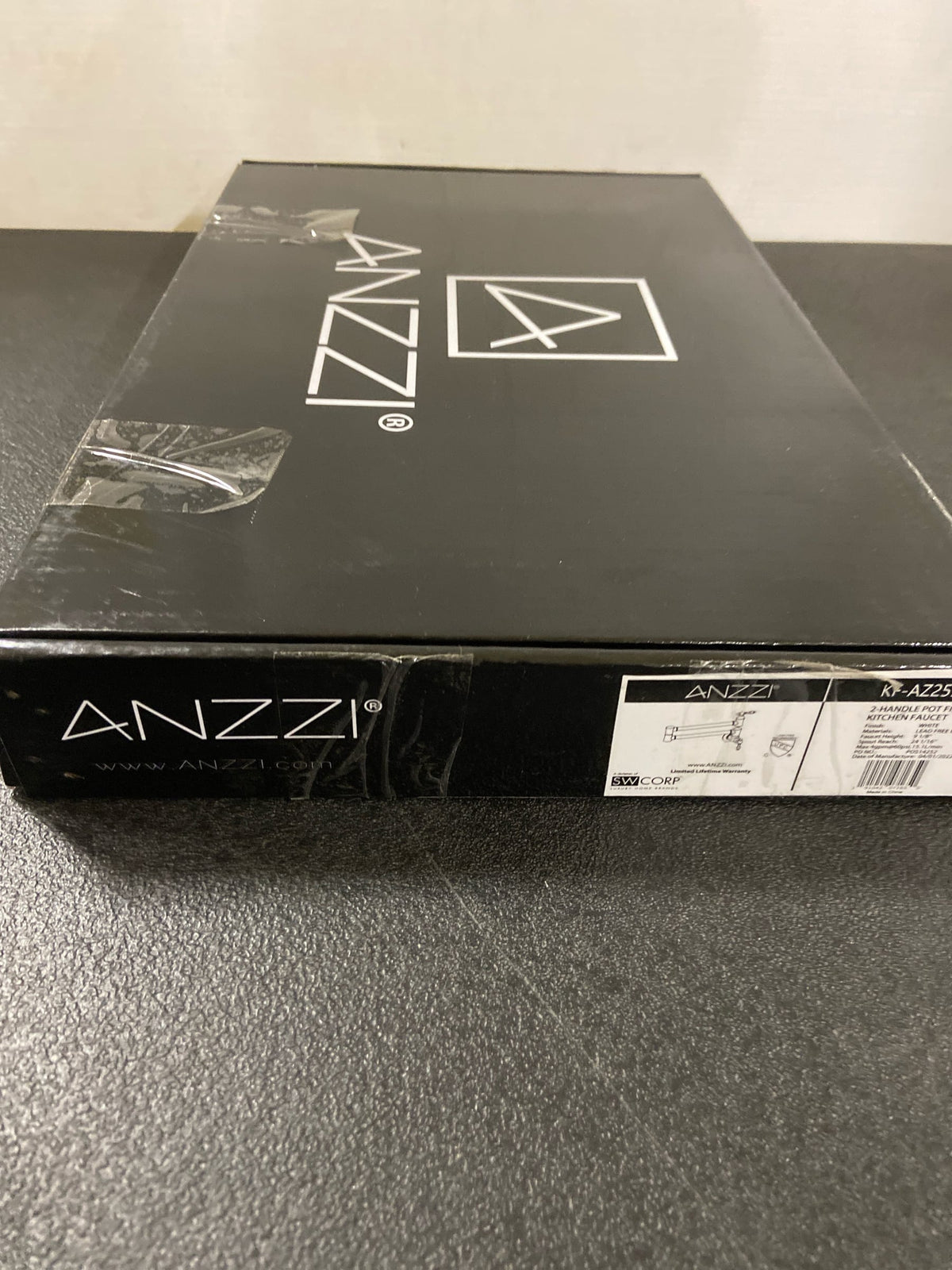 Anzzi KF-AZ259WH Marca 4 GPM Wall Mounted Single Hole Pot Filler - Matte White