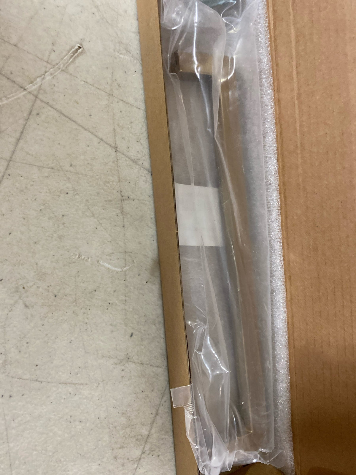 Emtek 86708US4 Warwick 8 Inch Center to Center Handle Cabinet Pull from the Modern Rectangular Collection - Satin Brass