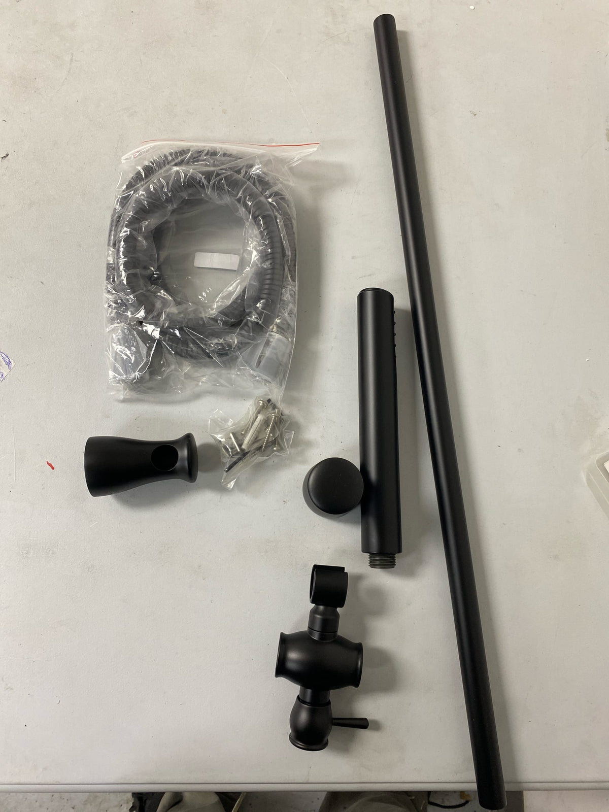 Delta 57085-BL Grail 1.75 GPM Single Function Hand Shower Package - Includes Slide Bar and Hose - Matte Black