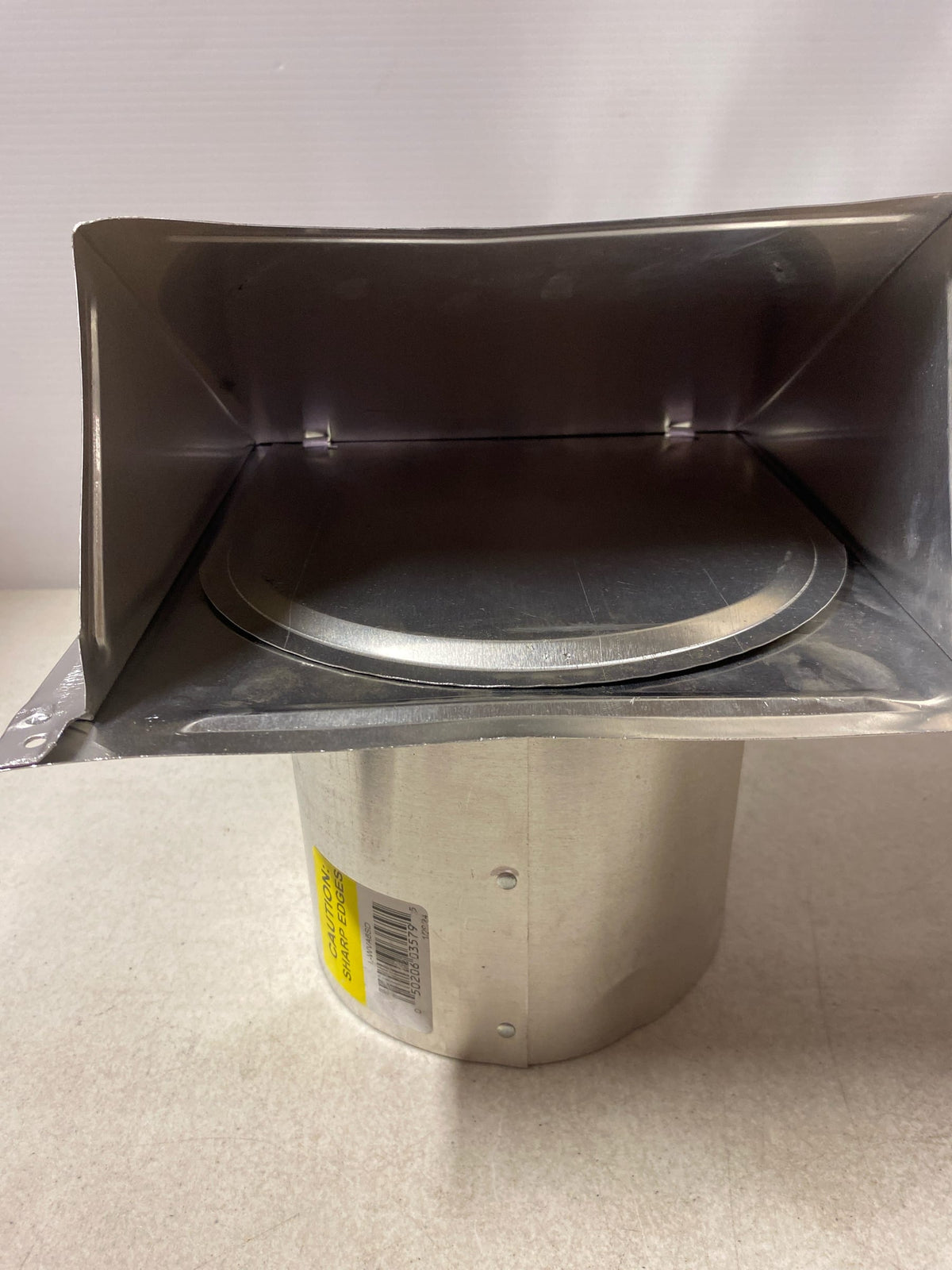 Master flow WVA6SD 6 in. Round Wall Vent with Screen and Damper