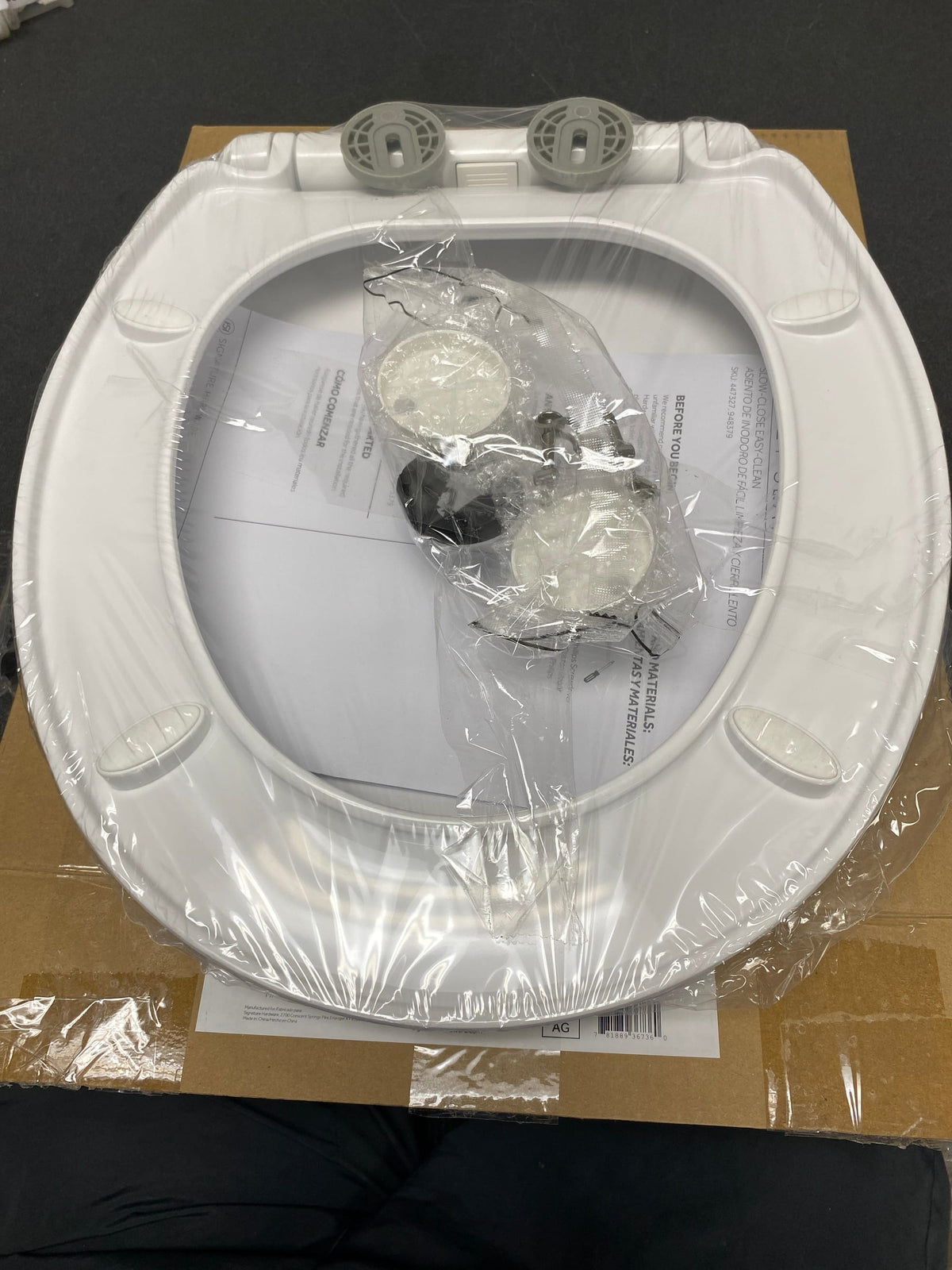 Signature Hardware 447327 Bradenton Round Closed-Front Toilet Seat And Lid with Soft Close and Quick Release - White