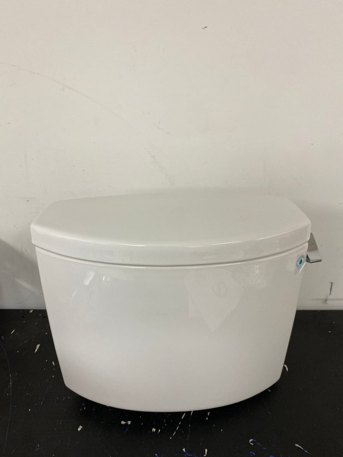 TOTO ST454ER#01 Tank Only With Right Hand Trip Lever from the Eco Drake / Vespin II Collection - Cotton