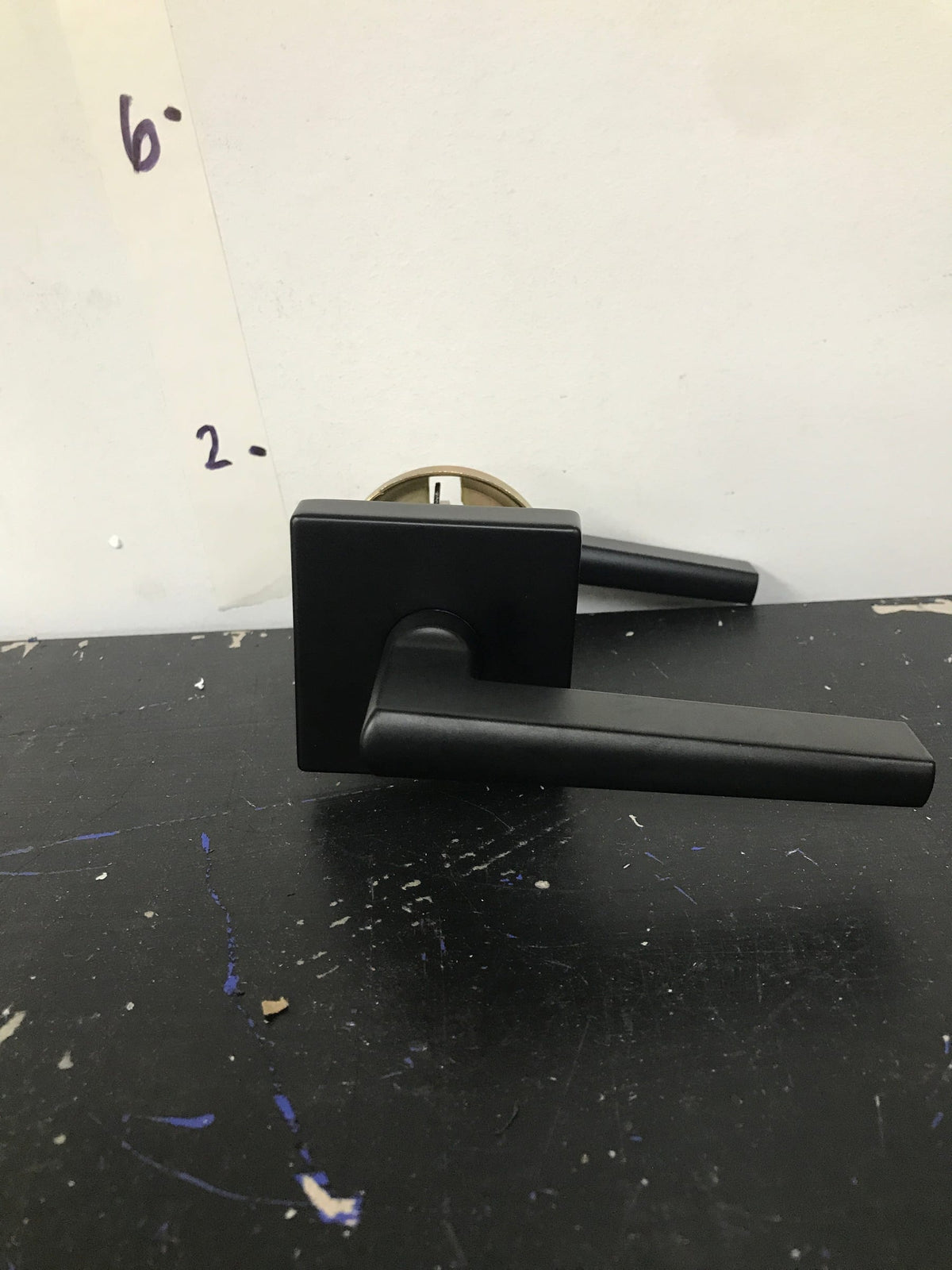 Delaney hardware 353519 Black Vida Hall/Closet Door Lever with Square Backplate