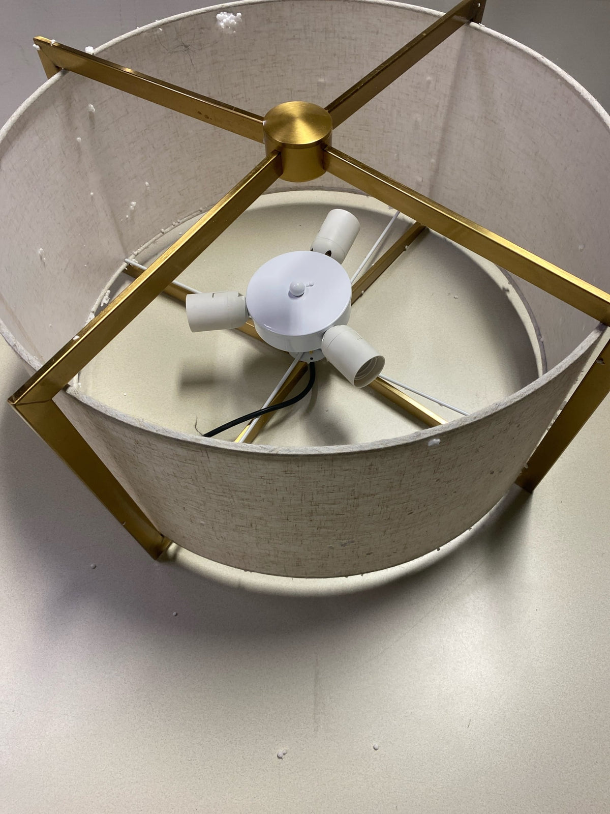 Oukaning HG-HCX6070-656 19.68 in. 3-Light Gold Retro Elegant Drum Island Pendant Light with Fabric Shade and Adjustable Rod