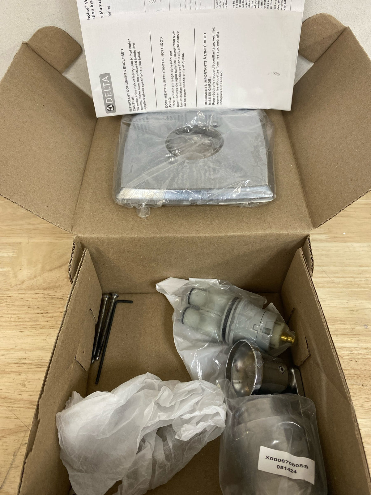 Delta T14064-SS Ashlyn 1-Handle Valve Trim Kit in Stainless (Valve Not Included)
