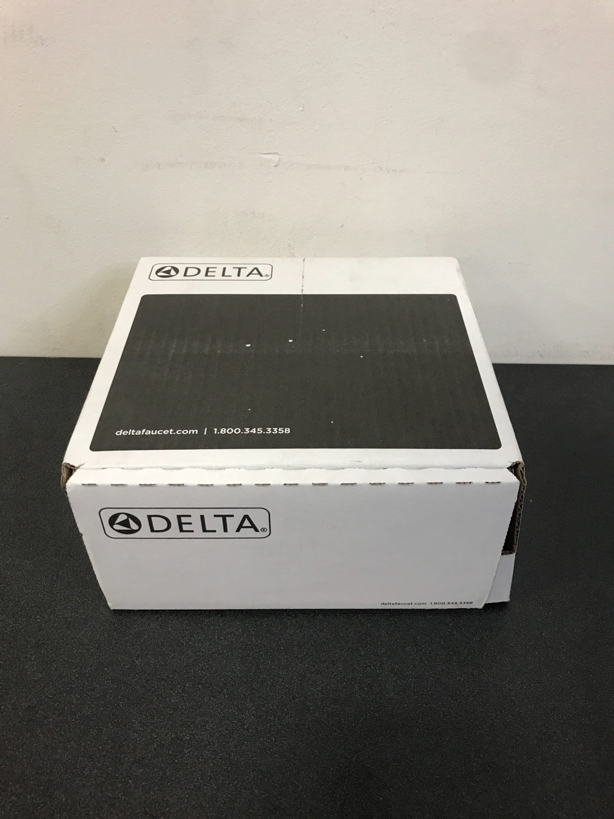 Delta Lahara Monitor 17 Series Dual Function Pressure Balanced Shower Only with Integrated Volume Control - Less Rough-In Valve