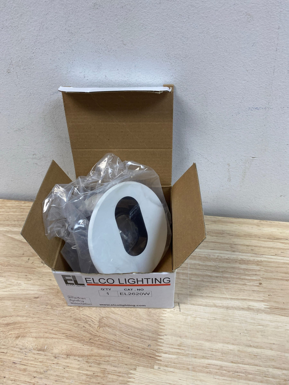 Elco EL2620W 3" Diecast Slot Aperture Trim - White