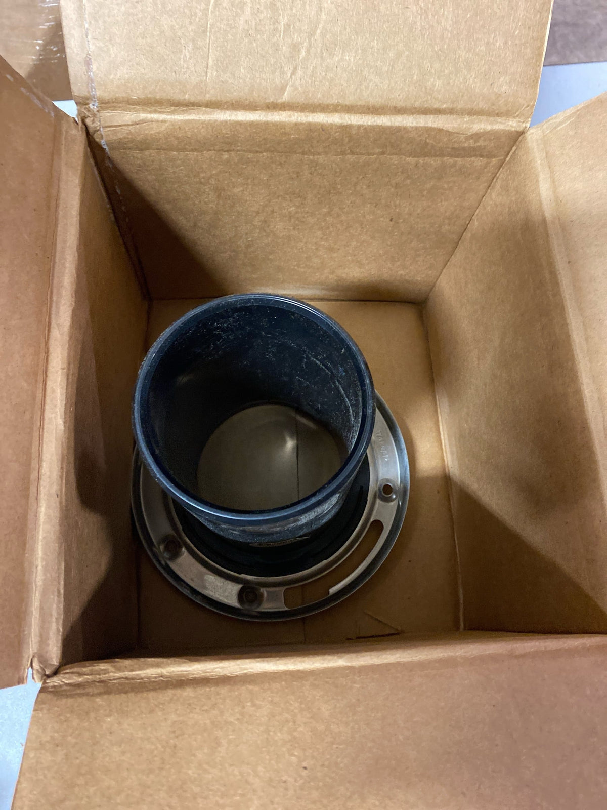 Jones Stephens C58334 *CVR* 3X4 ABS CL FL W/ SS RNG L/ KO - N/A