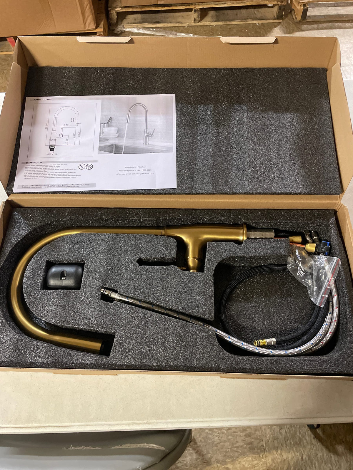 Aimadi XK-0178-BG Single -Handle Pull Down Sprayer Kitchen Faucet with Advanced Spra Single Hole Brass Kitchen Sink Taps in Brushed Gold