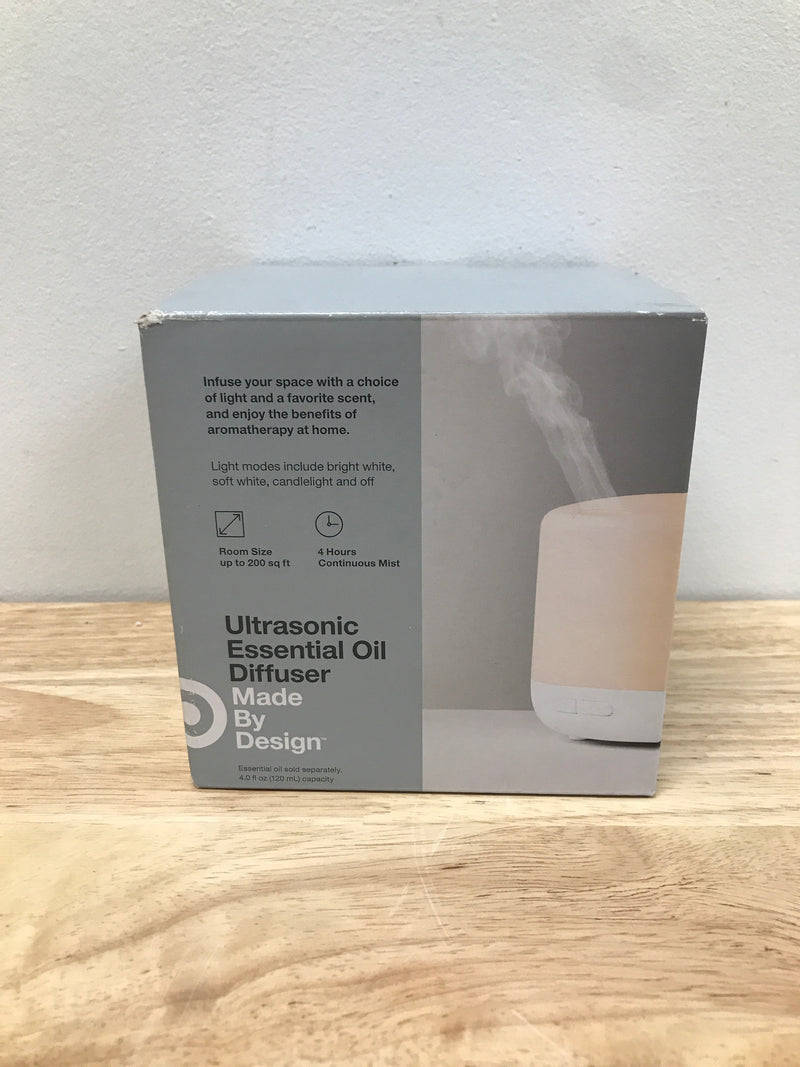 (1) made by design- ultrasonic essential oil diffuser new in box!!!