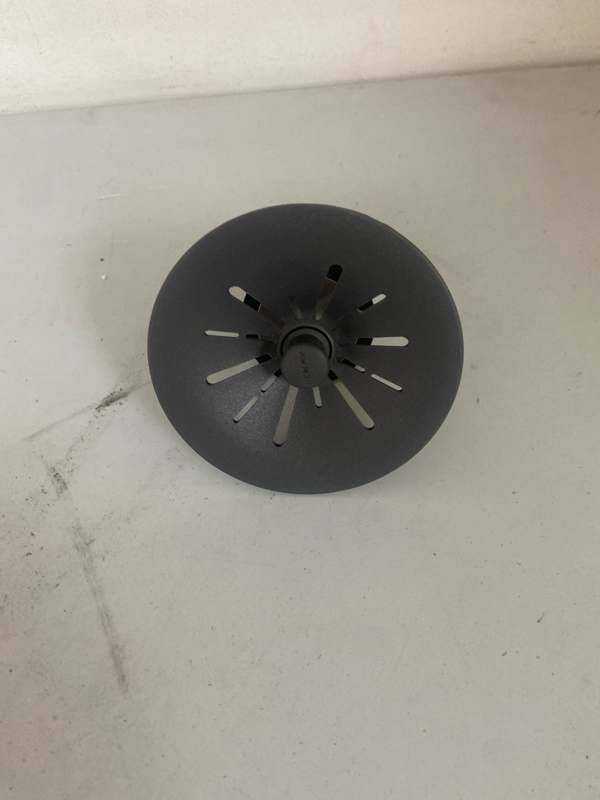 Elkay LKPDQSCH Perfect Drain 3-1/2" Basket Strainer - Charcoal