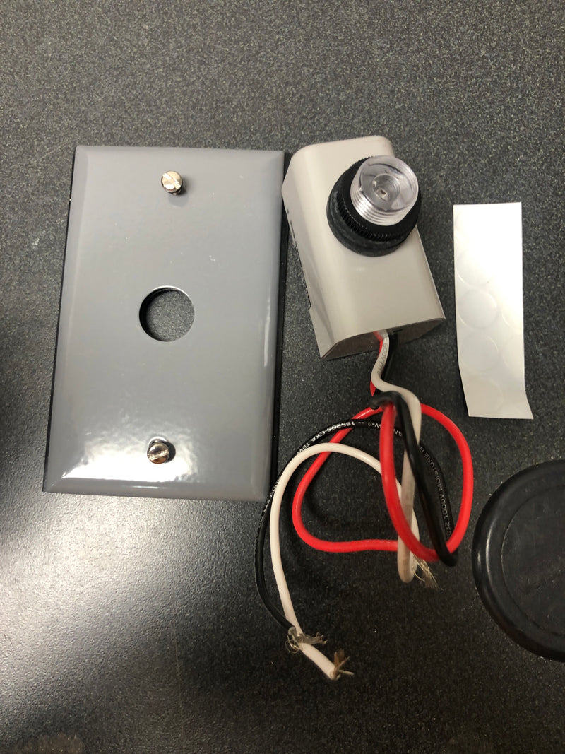 Intermatic EK4336SD89 NIGHTFOX 1,000-Watt LED/Incandescent In-Wall Electronic Photocontrol, Gray