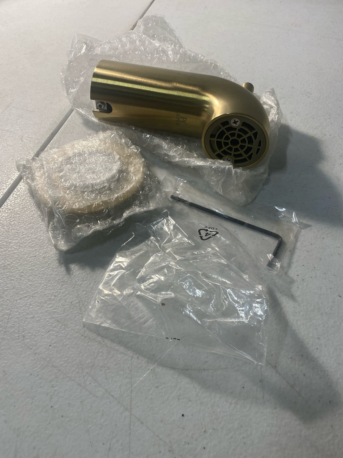 Pfister 920-227BG Quick Connect 5-3/16" Integrated Diverter Tub Spout - Brushed Gold