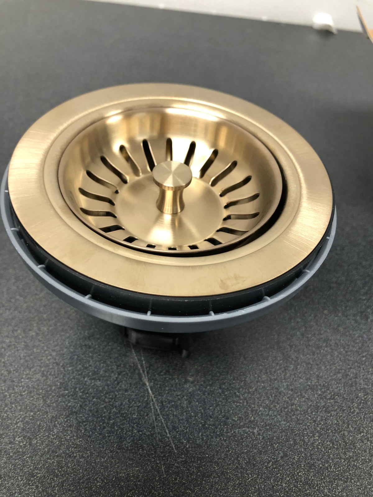 Delta 3-1/2" Basket Strainer