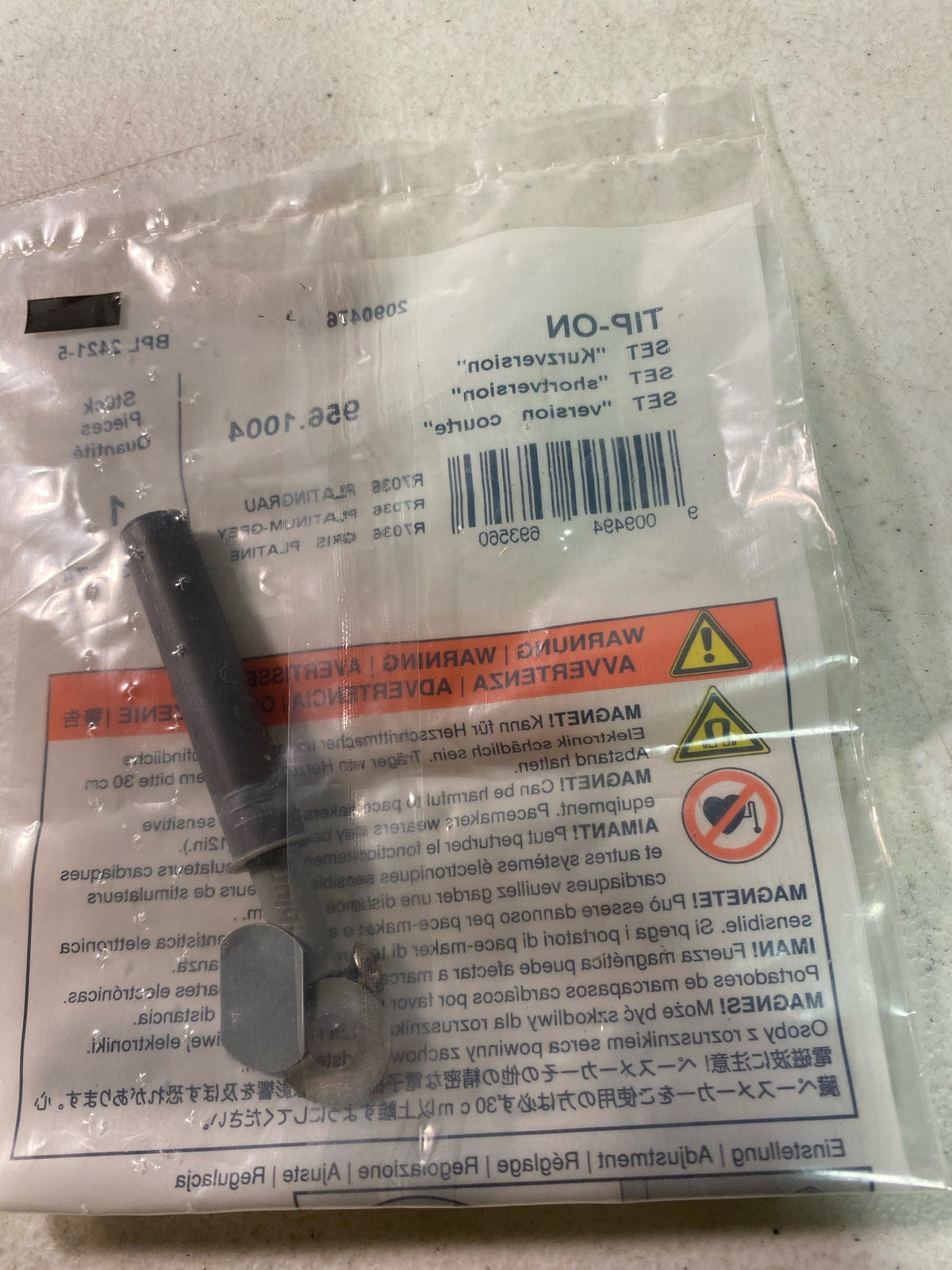 Blum 956.1004 TIP-ON Kit for Standard Doors with Magnet - Dust Grey