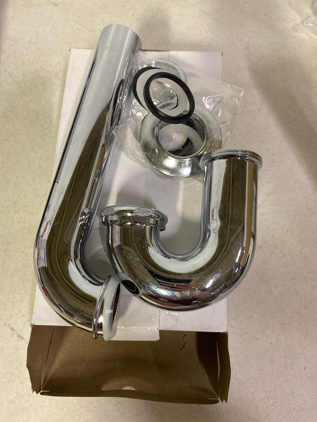 PROFLO PFPTB404 11-7/8" Adjustable Tubular P-Trap (1-1/2" X 1-1/2" Connections with cast body) - Chrome