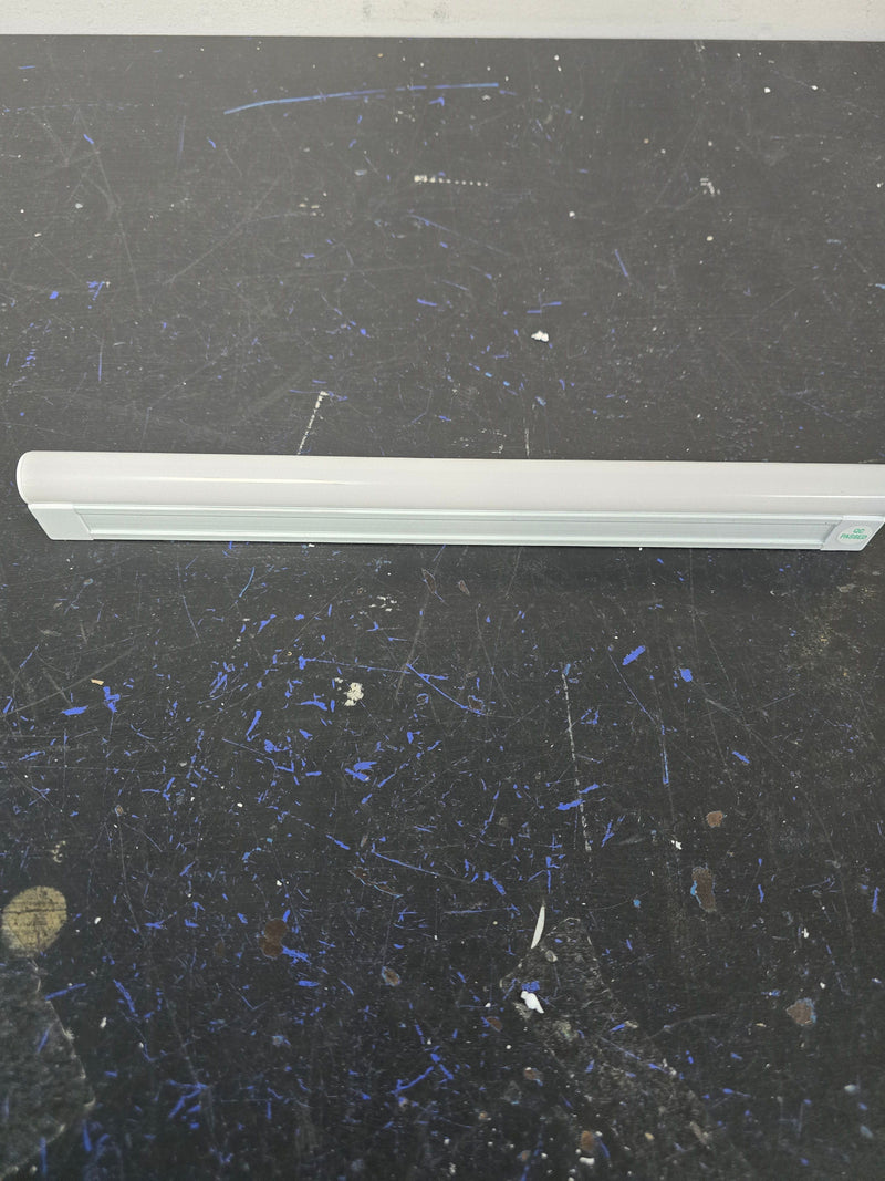 Jesco Lighting SG-LED-12/60-WH 12" LED SG LED Adjustable Linkable Under Cabinet Light - 6000K - White
