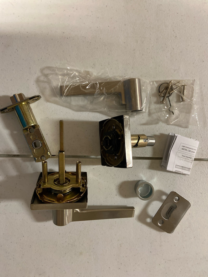 Kwikset SL6000DALSQT-15 Safelock Daylon Single Cylinder Keyed Entry Door Lever Set with Square Rose - Satin Nickel