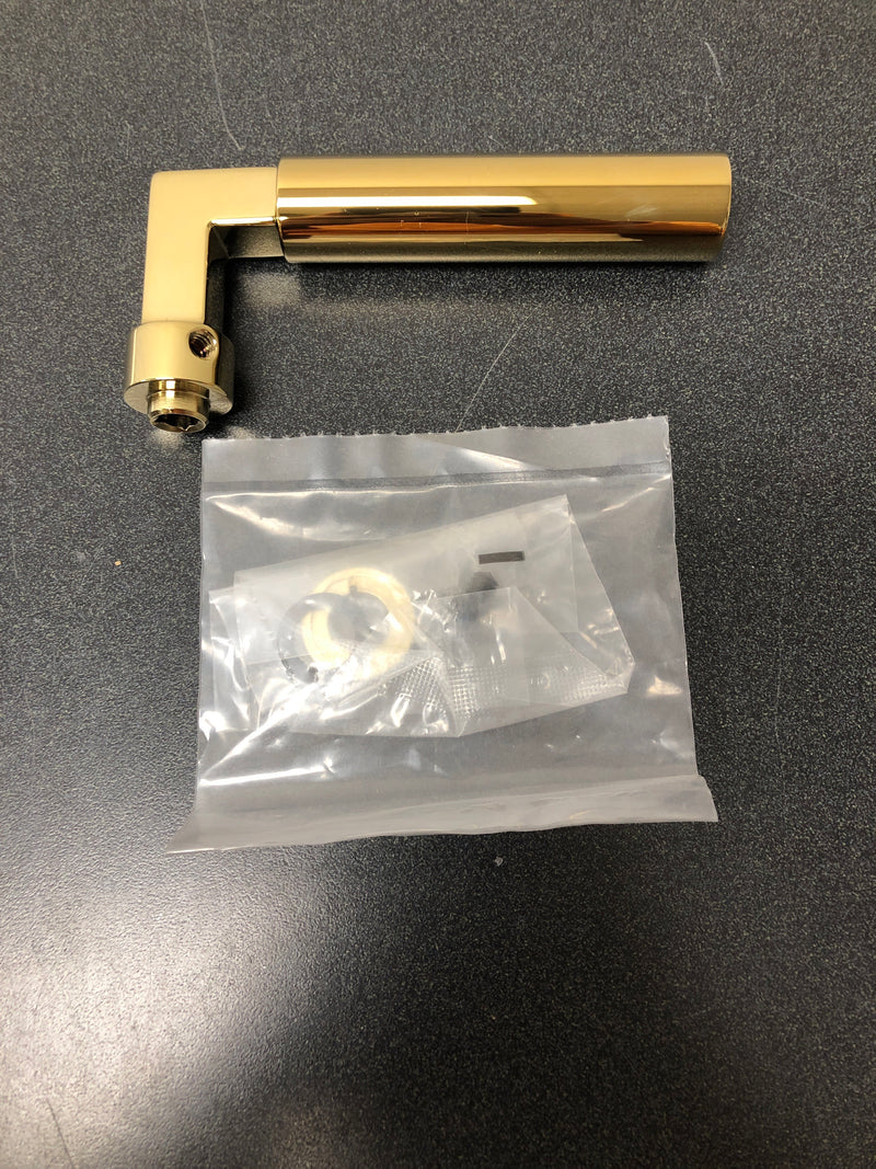 Baldwin L029.003.RMR L029 Gramercy Right Handed Single Door Lever without Rosettes from the Estate Collection - Lifetime Polished Brass