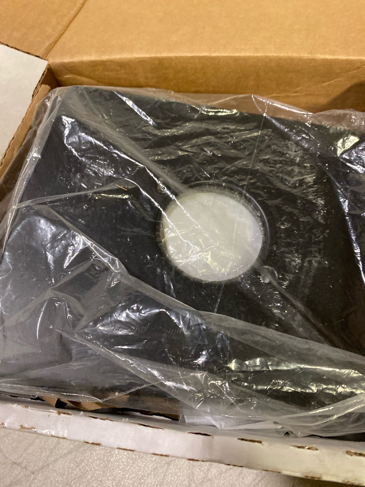 Delta Velum 14 Series Square Bathtub and Shower Faucet Set, Matte Black Shower Head and Handle Set, Valve Trim Kit, Matte Black T14437-BL (Valve Not Included)