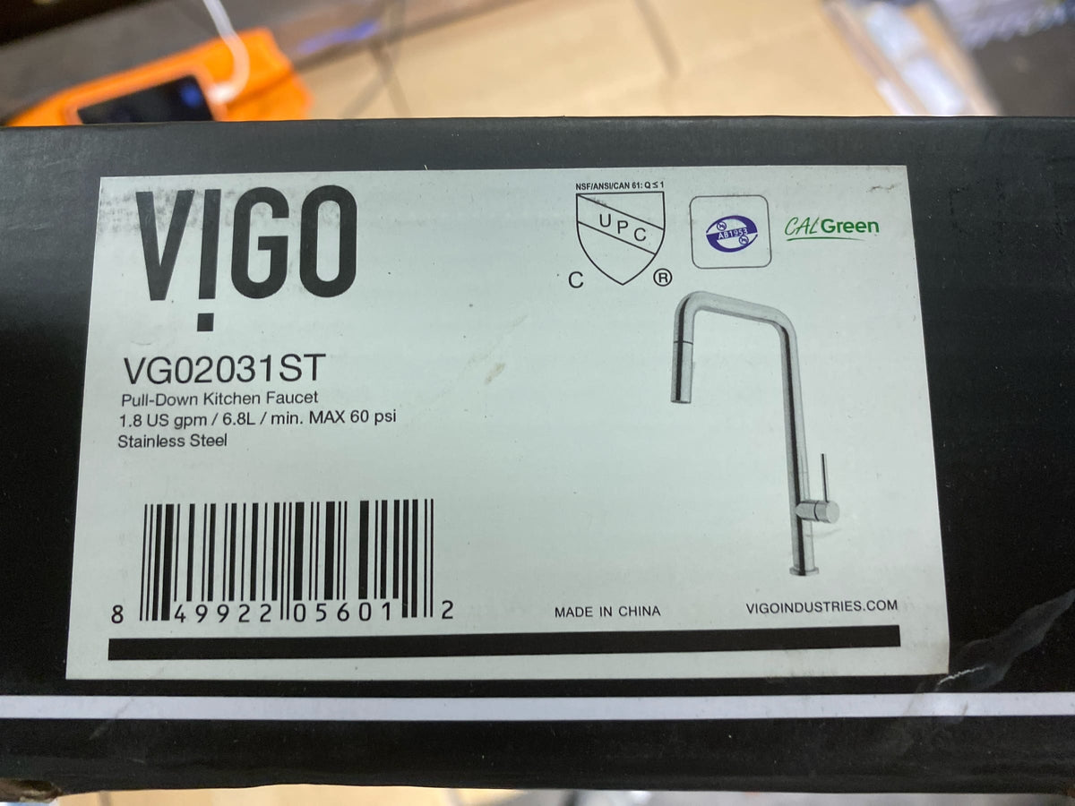 Vigo VG02031ST Parsons 1.8 GPM Single Hole Pull Down Kitchen Faucet - Stainless Steel