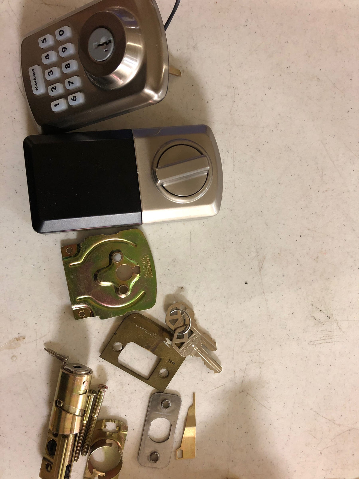Kwikset 9250TRS-15S Powerbolt 250 Transitional Single Cylinder 10-Button Keyless Entry Deadbolt with SmartKey - Satin Nickel