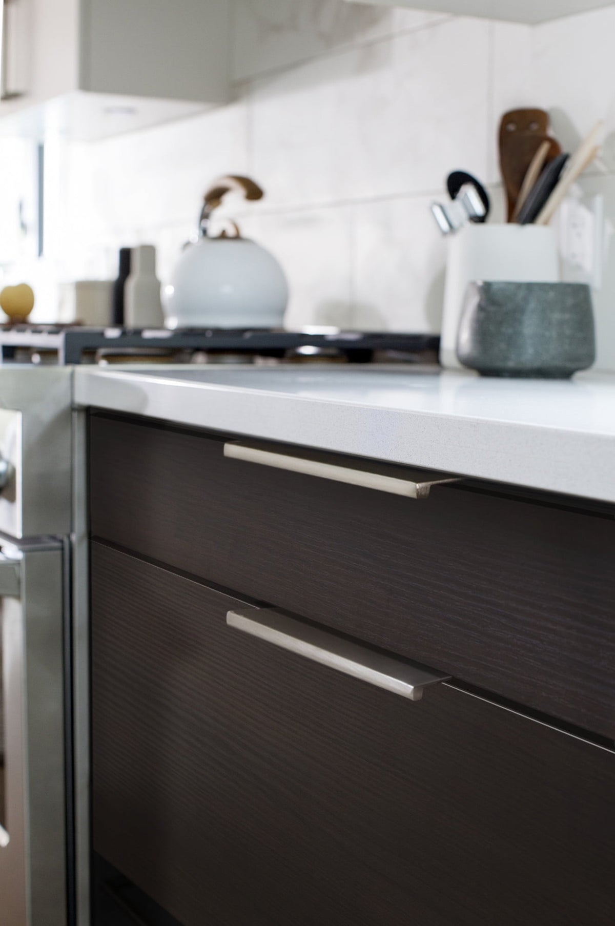 Emtek 87140US14 10 in. Edge Center to Center Finger Cabinet Pull, Polished Nickel