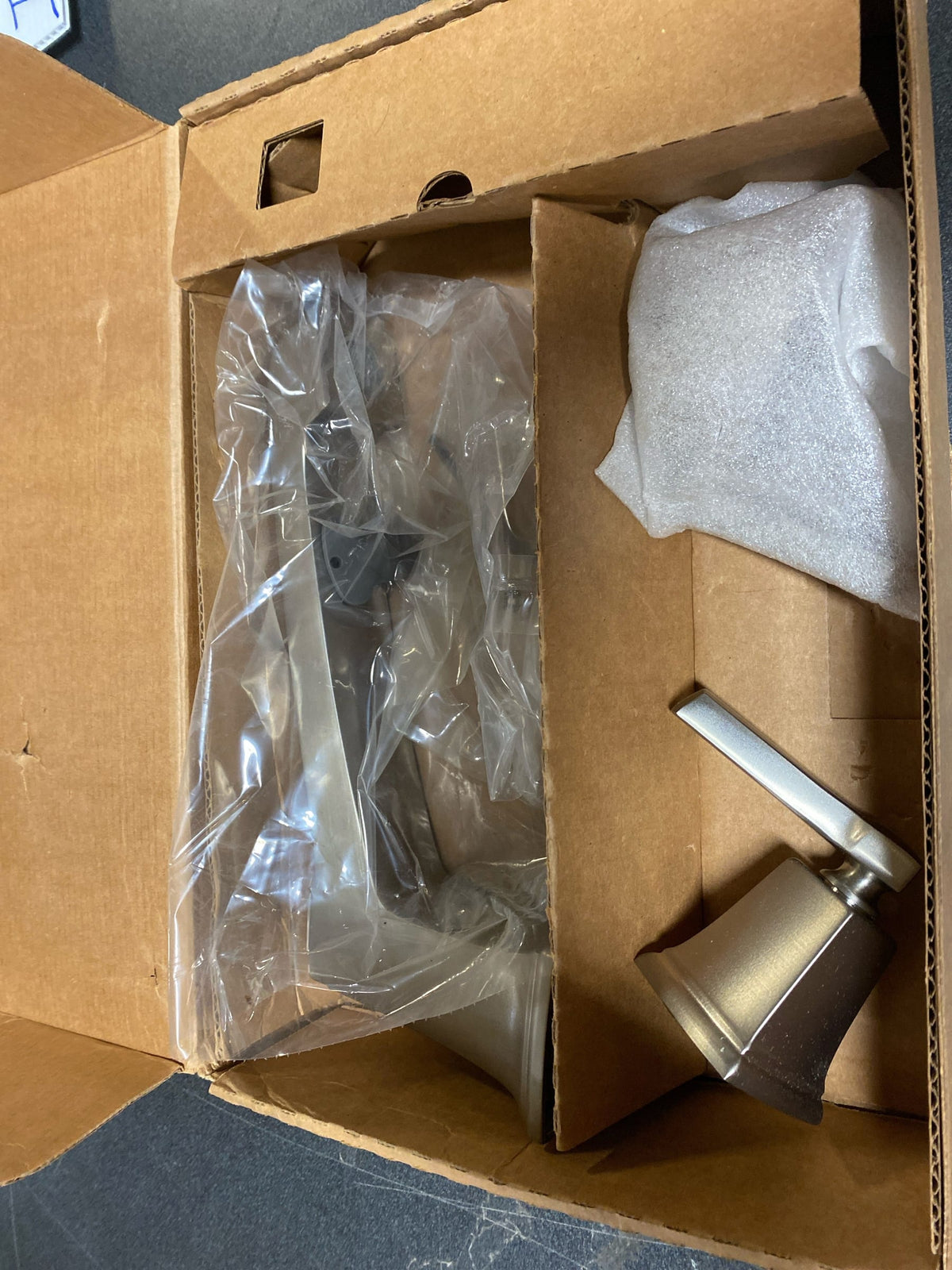 Moen T623SRN Boardwalk Deck Mounted Roman Tub Filler Trim - Spot Resist Brushed Nickel