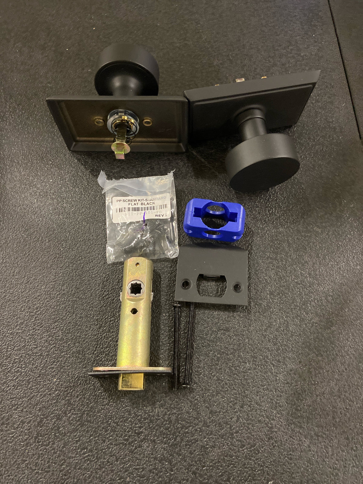 Emtek 510ROUUS19 Rectangular Rosette Round Passage Door Knob Set from the Brass Modern Collection - Flat Black